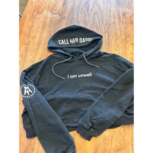 "Call Her Daddy" cropped hoodie - Picture 1 of 2